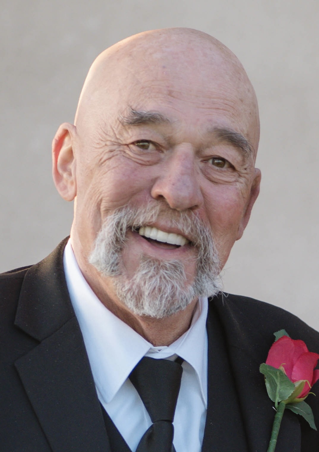 roland nilos